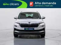 Usado Skoda Karoq Selection 116 CV (85 kW) 2025 Blanco SUV