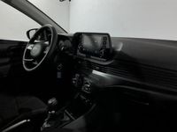 Usado Hyundai Bayon 101 CV (74 kW) 2025 Granate SUV