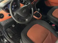 Usado Hyundai i10 66 CV (48 kW) 2014 Negro Utilitario