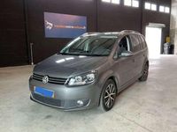 Usado VW Touran 105 CV (77 kW) 2015 Gris Monovolumen