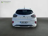 Usado Ford Puma ST-Line 125 CV (91 kW) 2023 Blanco SUV