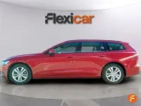 Begagnad Volvo V60 Momentum 163 HK (119 kW) 2021 Röd Kombi