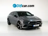 Usado Mercedes CLA200 163 CV (119 kW) 2023 Gris / plata Berlina