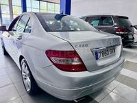 Usado Mercedes C220 Avantgarde 170 CV (125 kW) 2009 Gris / plata Berlina
