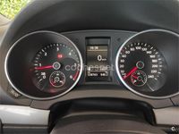 Usado VW Golf VII Advance 105 CV (77 kW) 2012 Gris / plata Berlina