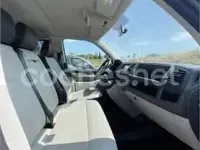 Usado VW Caravelle Trendline 150 CV (110 kW) 2017 Gris / plata Van