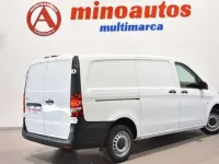 Usado Mercedes Vito 136 CV (100 kW) 2021 Blanco Van