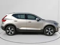 Usado Volvo XC40 Core 211 CV (155 kW) 2023 Beige SUV