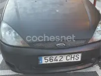 Używany Ford Focus Trend 100 KM (73 kW) 2003 Czarny Sedan/Limuzyna