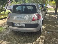 Usado Renault Mégane II Dynamique 80 CV (58 kW) 2003 Gris / plata Berlina