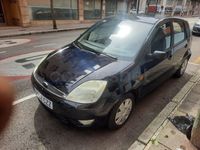 Usado Ford Fiesta Trend 68 CV (50 kW) 2004 Negro Utilitario