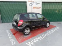 Usado Mercedes A170 Elegance 116 CV (85 kW) 2005 Negro Monovolumen