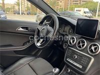 Usado Mercedes A180 Urban 109 CV (80 kW) 2016 Gris / plata Berlina