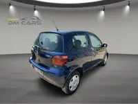 Usado Toyota Yaris 75 CV (55 kW) 2005 Azul Utilitario