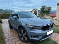 Usado Volvo XC40 Momentum 163 CV (119 kW) 2021 Gris / plata SUV
