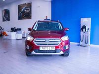 Usado Ford Kuga Trend 120 CV (88 kW) 2019 Rojo rubí SUV