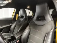 Usado Mercedes A180 136 CV (100 kW) 2019 Amarillo Berlina
