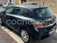 Usado Opel Astra Sport 100 CV (73 kW) 2007 Negro Berlina