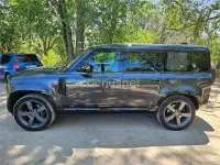 Usado Land Rover Defender 525 CV (386 kW) 2022 Negro SUV