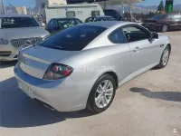 Usado Hyundai Coupé 105 CV (77 kW) 2009 Gris / plata Coupe