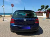 Usado VW Golf IV Highline 100 CV (73 kW) 2000 Azul Berlina