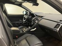 Usado Jaguar E-Pace R-Dynamic 163 CV (119 kW) 2023 Gris / plata SUV