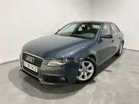 Usado Audi A4 Premium 136 CV (100 kW) 2011 Azul Berlina