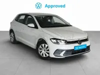 Usado VW Polo 95 CV (69 kW) 2023 Gris / plata Utilitario