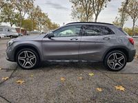 Usado Mercedes GLA220 AMG line 177 CV (130 kW) 2018 Gris SUV