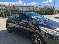 Usado Peugeot 207 75 CV (55 kW) 2008 Negro Berlina