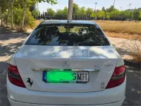 Usado Mercedes C180 156 CV (114 kW) 2009 Blanco Berlina