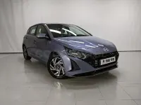 Usado Hyundai i20 100 CV (73 kW) 2025 Azul Utilitario