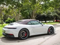 Nuevo Porsche 911 541 CV (397 kW) 2026 Gris / plata Descapotable