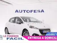 Usado Peugeot 208 Allure 82 CV (60 kW) 2016 Blanco Utilitario