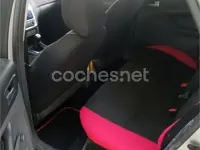 Usado Ford Focus 109 CV (80 kW) 2007 Gris / plata Berlina