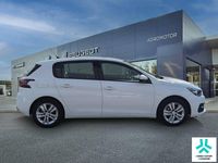 Usado Peugeot 308 Active 130 CV (95 kW) 2021 Blanco Berlina