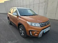 Usado Suzuki Vitara GLX 120 CV (88 kW) 2015 Naranja SUV