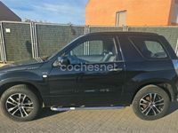 Usado Suzuki Grand Vitara 106 CV (77 kW) 2006 Negro SUV