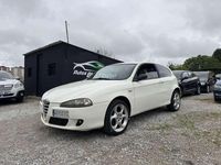 Usado Alfa Romeo 147 Distinctive 105 CV (77 kW) 2005 Blanco Utilitario