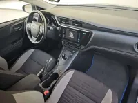 Usado Toyota Auris Hybrid Business Edition 136 CV (100 kW) 2016 Azul Utilitario