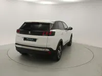 Używany Peugeot 3008 Allure 131 KM (96 kW) 2023 SUV