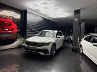 Usado VW Tiguan R-line 150 CV (110 kW) 2022 Blanco SUV
