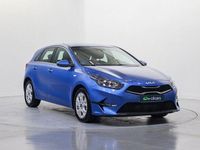 Usado Kia Ceed 136 CV (100 kW) 2022 Azul Utilitario