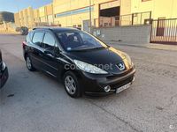 Usado Peugeot 207 95 CV (69 kW) 2008 Negro Familiar
