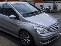 Usado Mercedes B180 109 CV (80 kW) 2005 Gris / plata Monovolumen