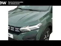 Usado Dacia Jogger Expression 110 CV (80 kW) 2024 Verde Monovolumen