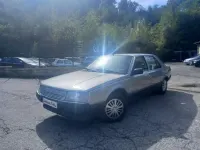Usado Renault 21 64 CV (47 kW) 1985 Gris Berlina