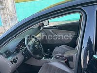 Usado VW Passat Sportline 140 CV (102 kW) 2007 Negro Berlina