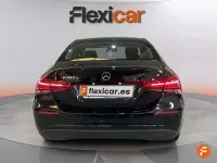 Usado Mercedes A180 116 CV (85 kW) 2019 Negro Berlina