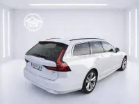 Usado Volvo V90 Momentum 197 CV (144 kW) 2021 Blanco Familiar